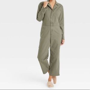 Universal Thread olive green long sleeve boilersuit jumpsuit